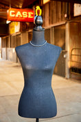 Load image into Gallery viewer, Native American Navajo Bead Necklace
