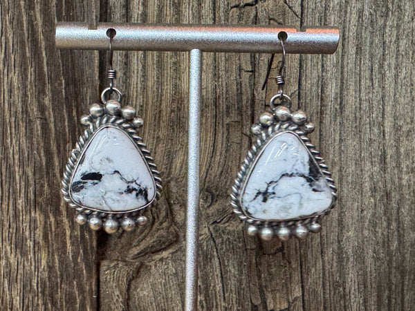 Native American White Buffalo Sterling Silver Lariat Necklace with Earrings