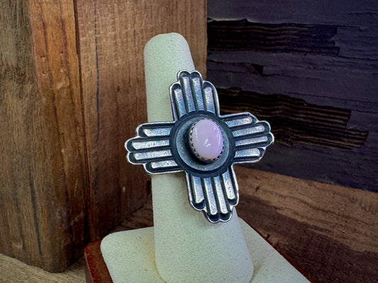 Native American Zia Symbol Sterling Silver Ring with Pink Conch
