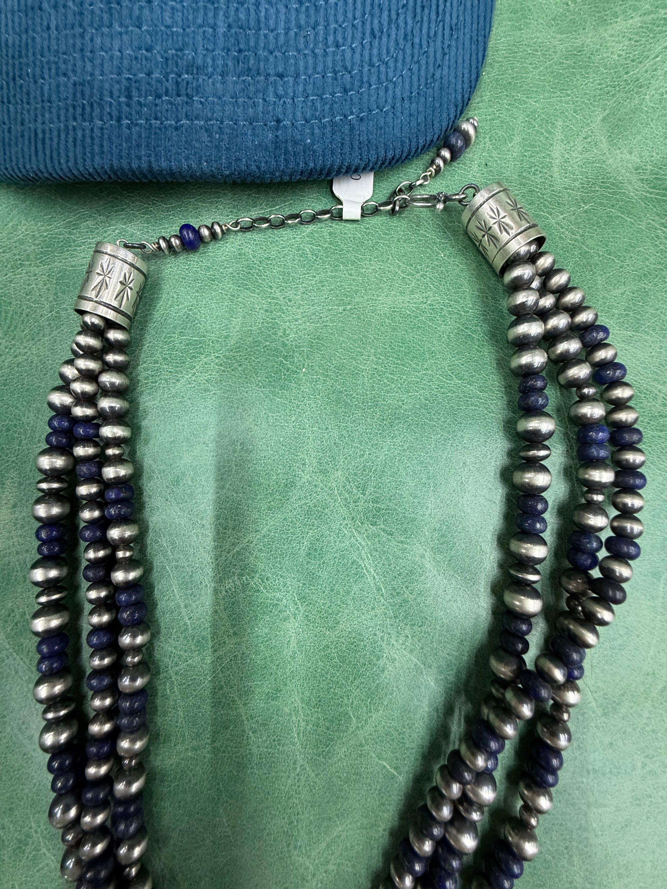 Gorgeous Native American Blue Lupis and Navajo Pearl Necklace 18“ with a 3 inch extender