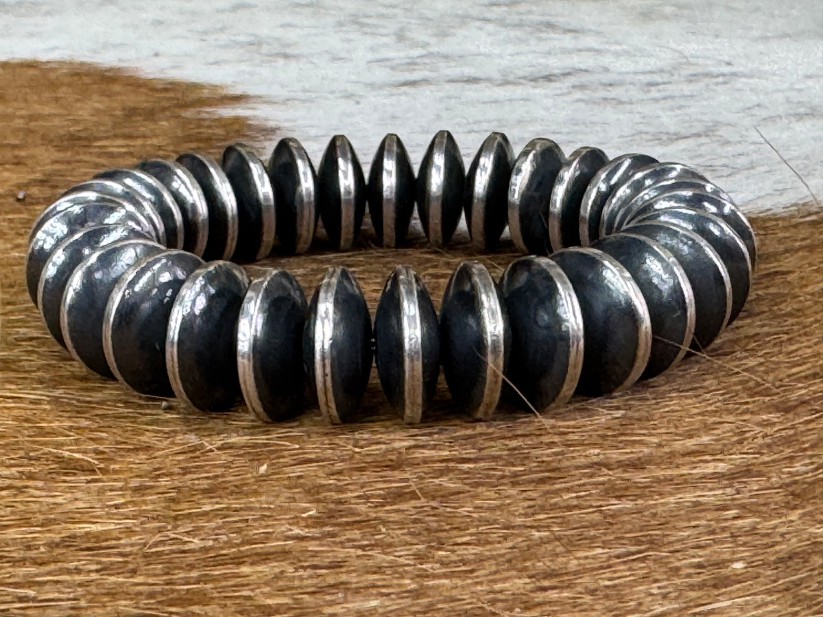 Native American Handmade Navajo Disk Pearl Bracelet