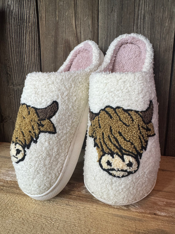 Highland Cow Fuzzy Slippers