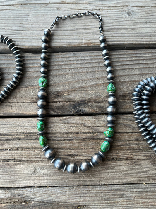 Chunky Sterling Silver Green Turquoise Navajo Pearl Necklace